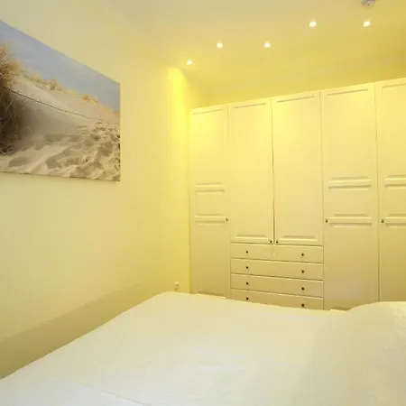 酷派欧亚瑟公寓 公寓 罗斯托克