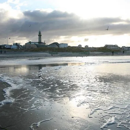 酷派欧亚瑟公寓 * 罗斯托克